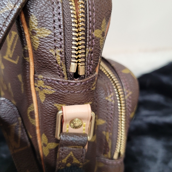 LV Amazon - Picture 10 of 16